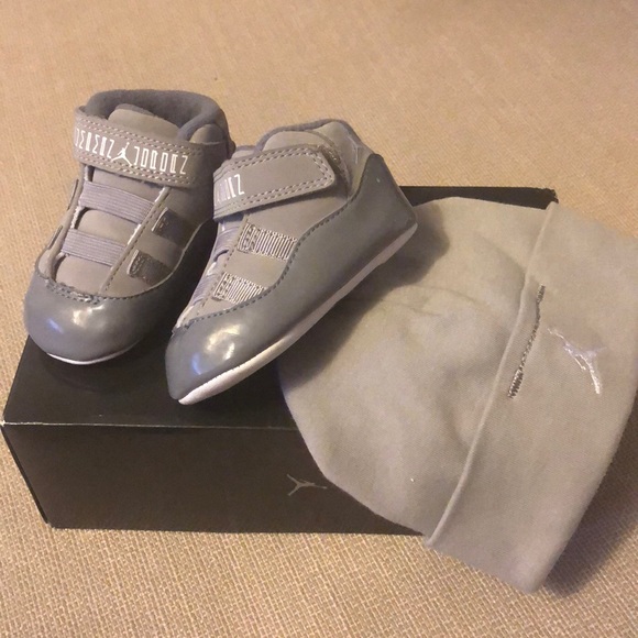 Jordan Other - Infant Jordan classic sneakers barely used